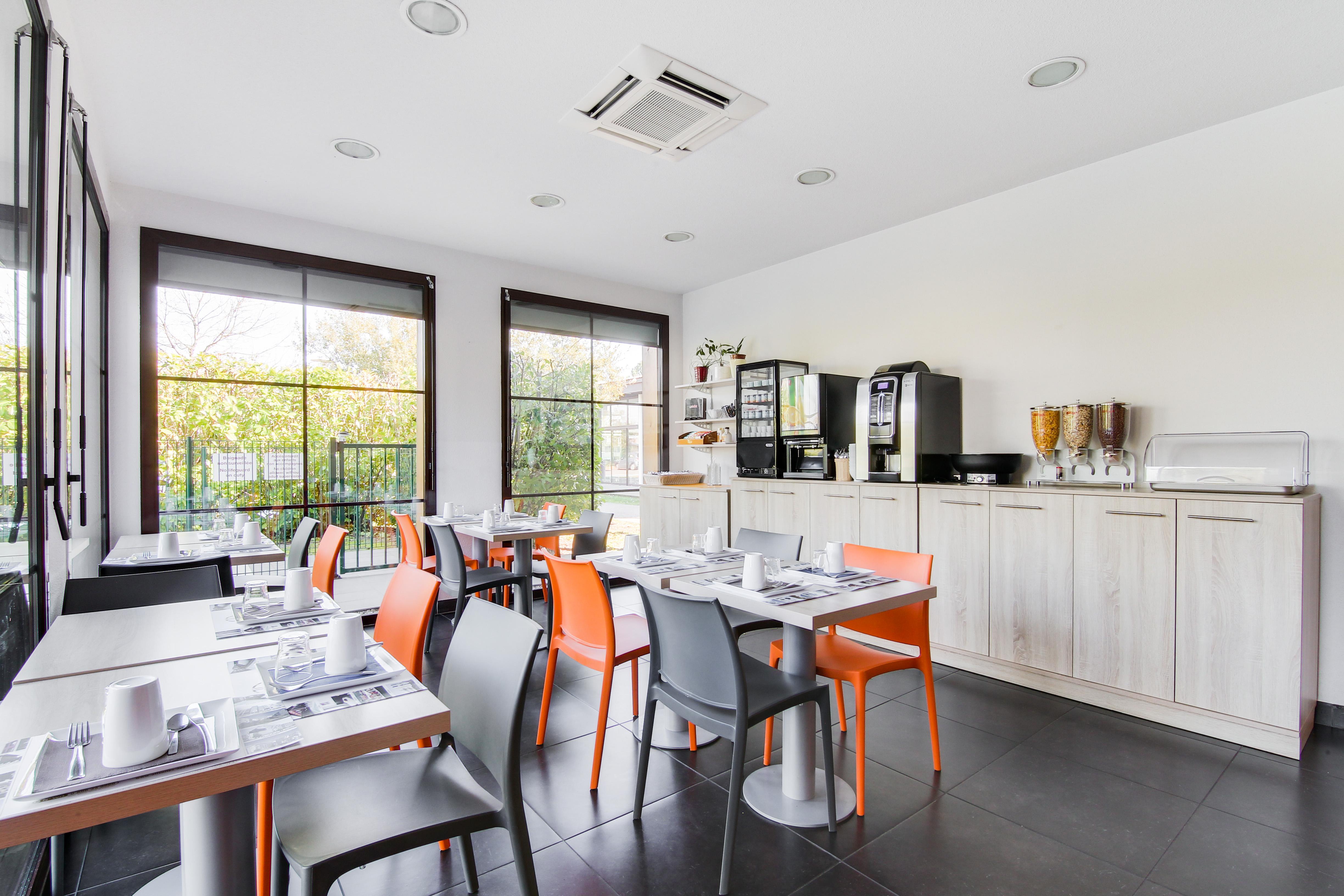 - Bassin D'arcachon Hotel 3*